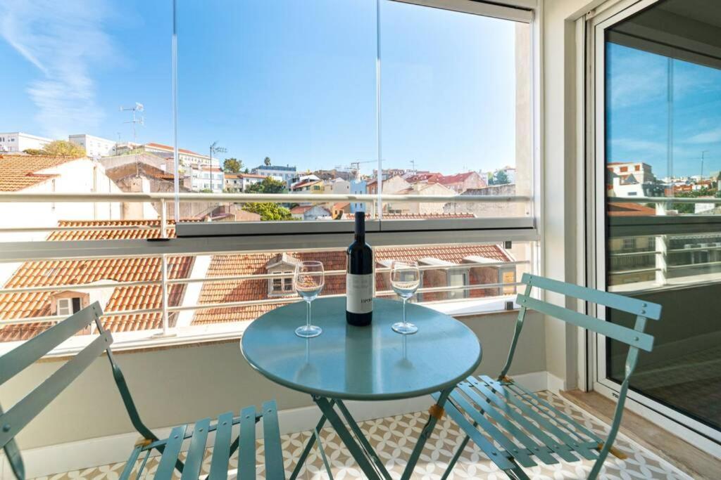 Av. Da Liberdade Comfortable Apt With Balcony ลิสบอน ภายนอก รูปภาพ